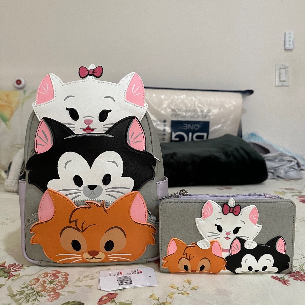 NWT Disney Loungefly Cat Backpack Set